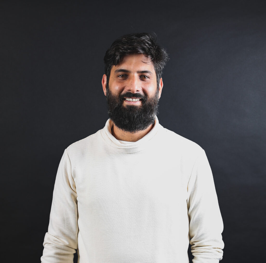 נחום קאופמן תמונת תדמית נחום מנכל חברת מקום בקרת פרויקטים וביצוע